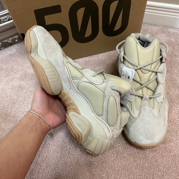(SOLD)Authentic men’s Yeezy 500 - size 11 - Picture 4 of 9
